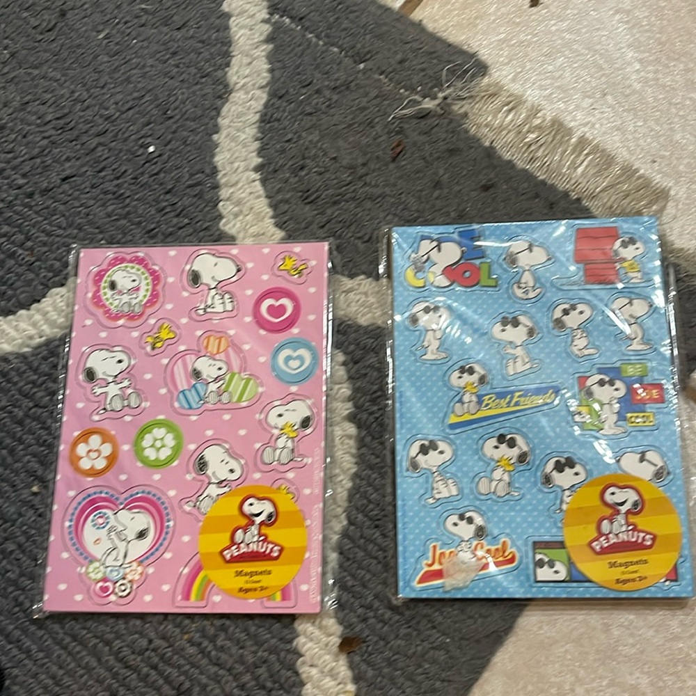 Peanuts 15 Count Mini Magnets Set Of 2